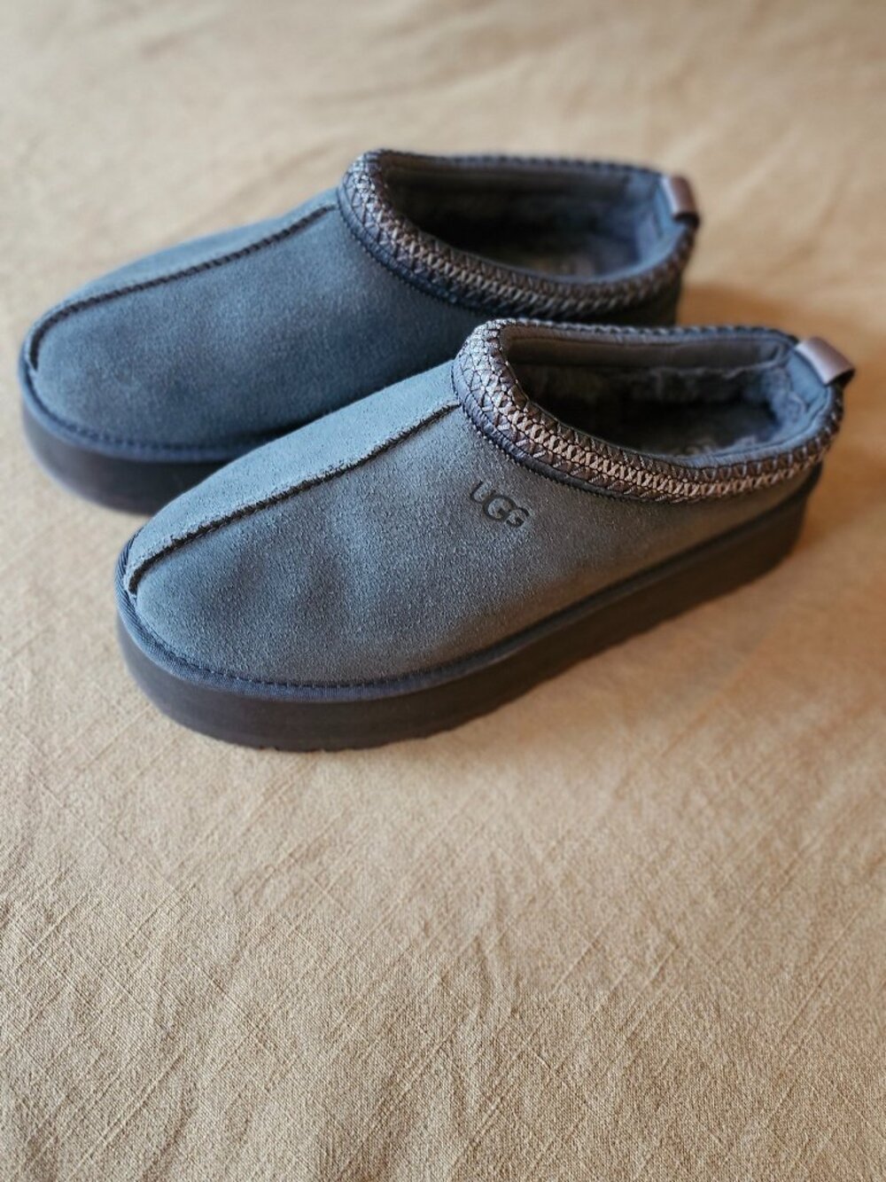 Ugg Tazz Platform Slippers